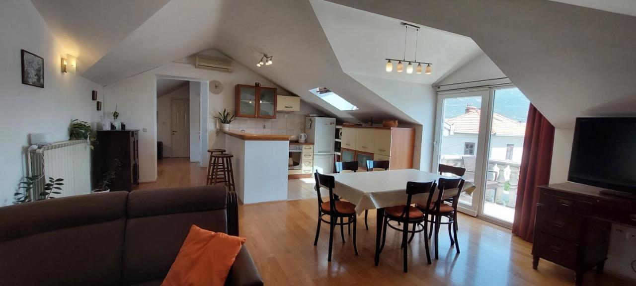 Apartment Sunce Kastela Exterior photo